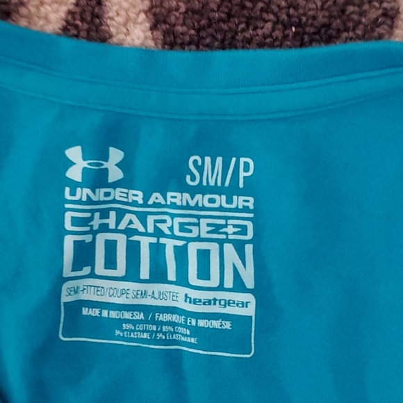 Under Armour heat gear shirt - Picture 2 of 2